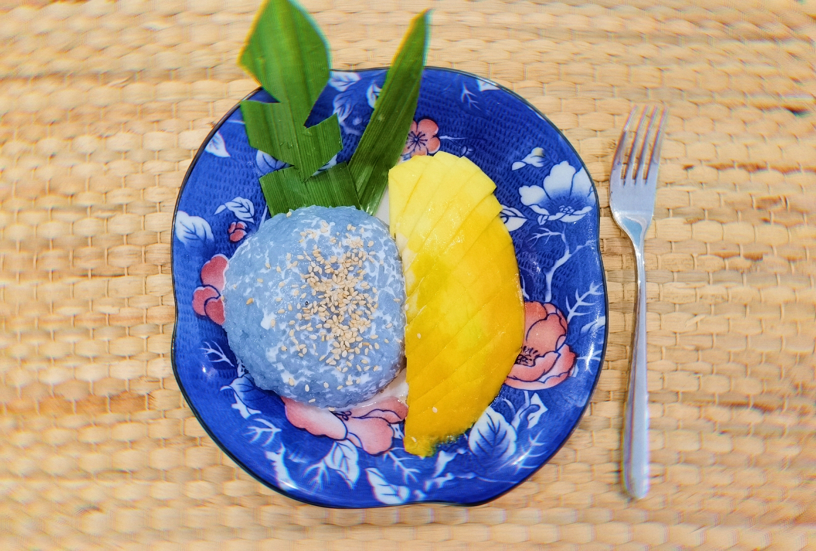 简单的泰国蝶豆花🌸芒果糯米饭（电饭锅版）的做法