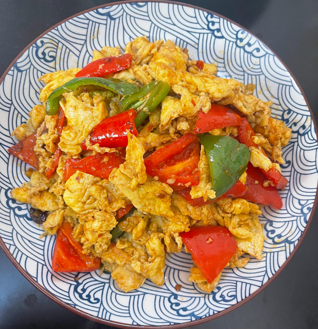 超级下饭的虎皮青椒炒鸡蛋！三碗饭都不够