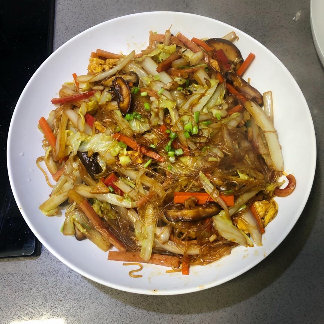 圆白菜炒粉丝