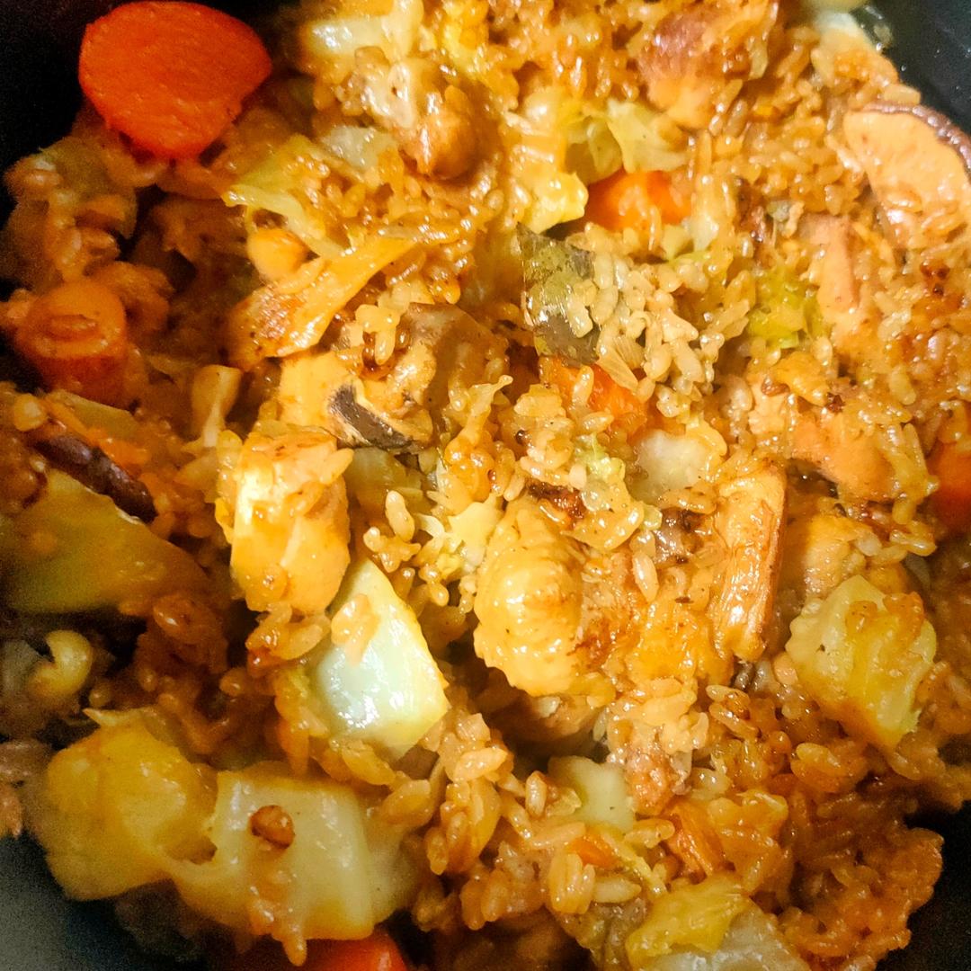 辣妹美食｜第二十六集 ㊙️香菇鸡腿焖饭🍗