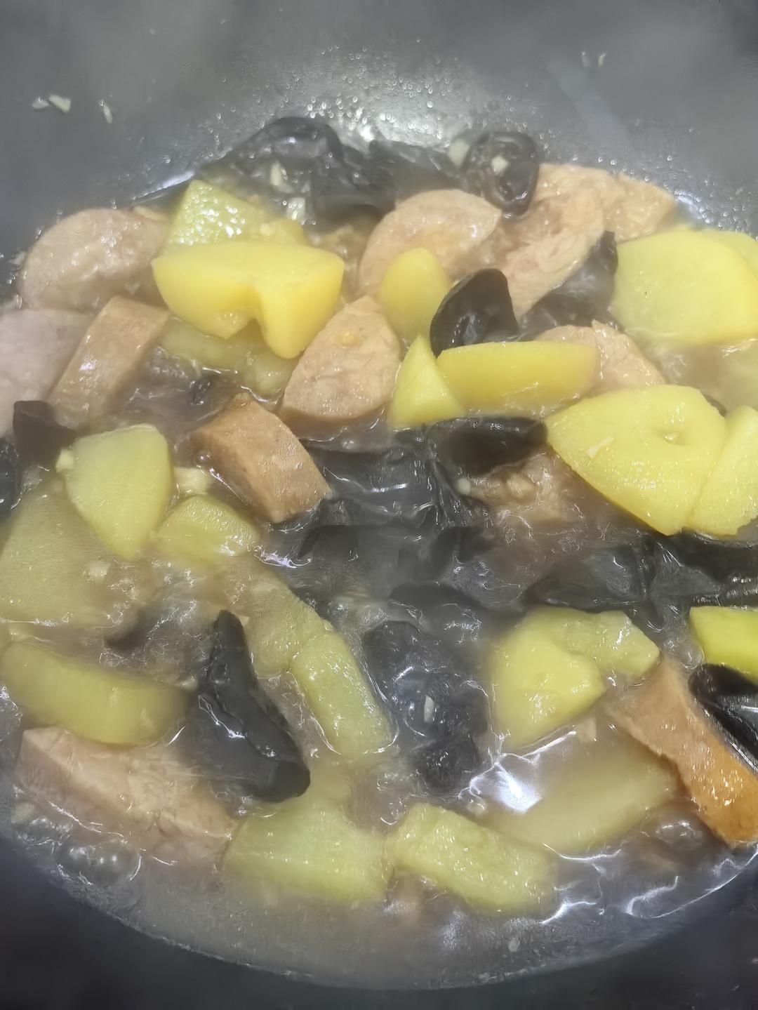 🔥巨下饭，软糯入味！比肉还好吃的红烧土豆