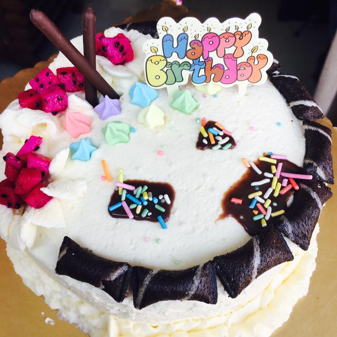 超简单完美戚风蛋糕（6寸2蛋）附打发、翻拌、脱模视频