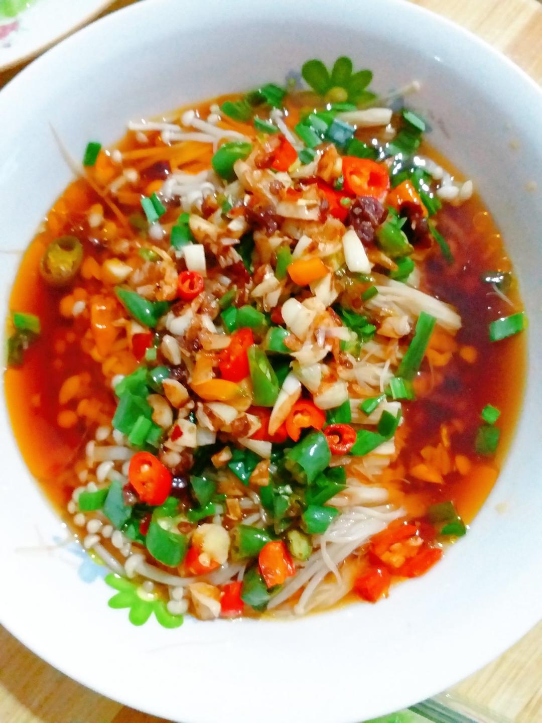 金针菇这样做，超级下饭，专治没食欲