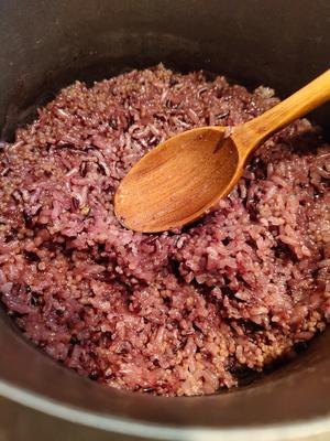 紫米饭团的做法 步骤1