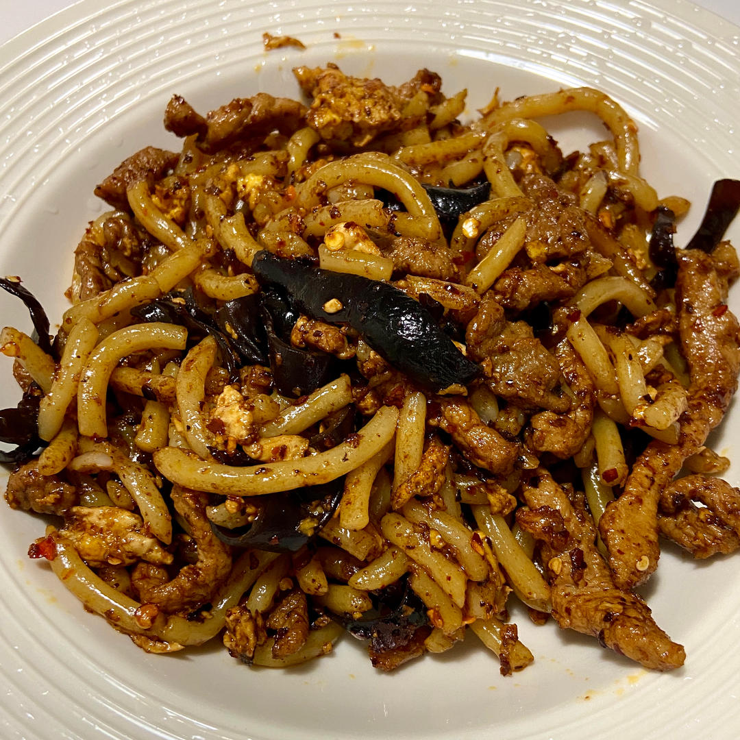 牛肉炒乌冬