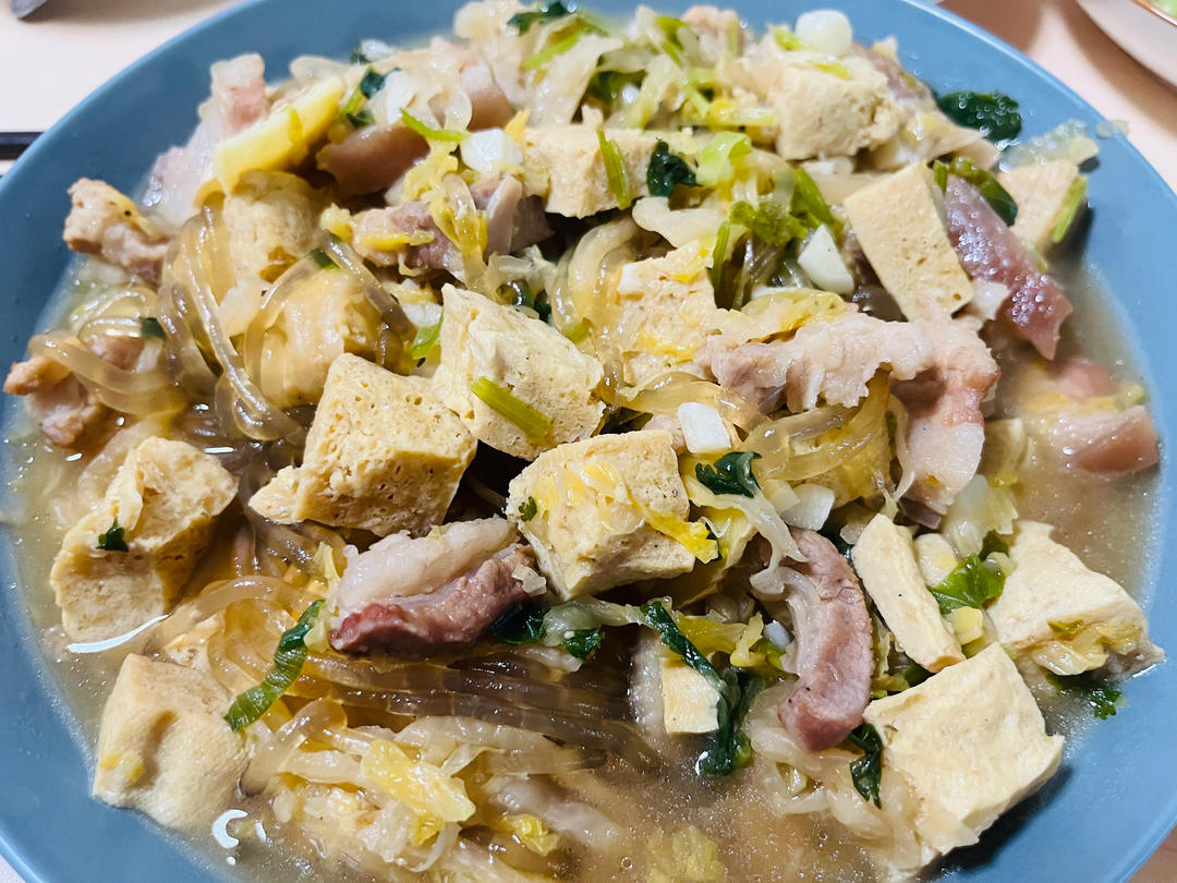 酸菜粉条冻豆腐