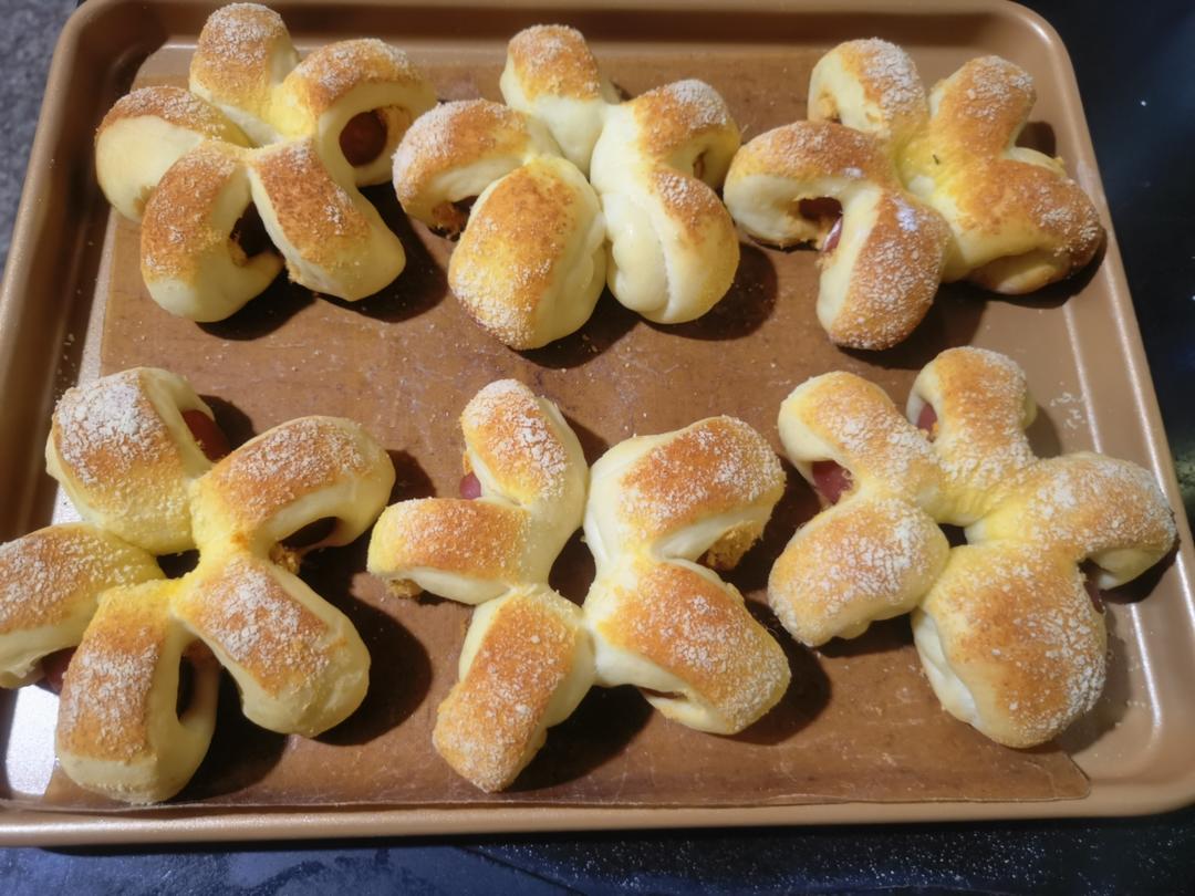 芝士火腿肠餐包