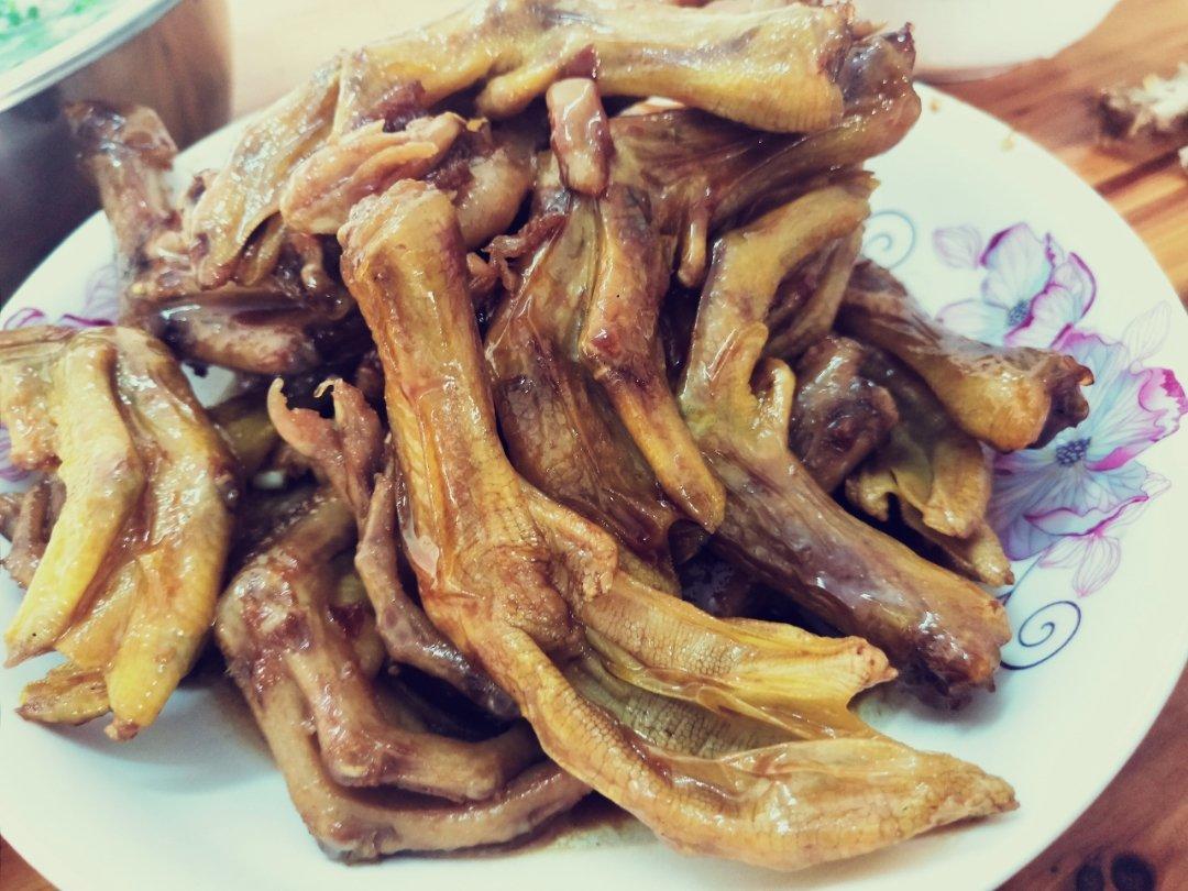 带皮鸭脚