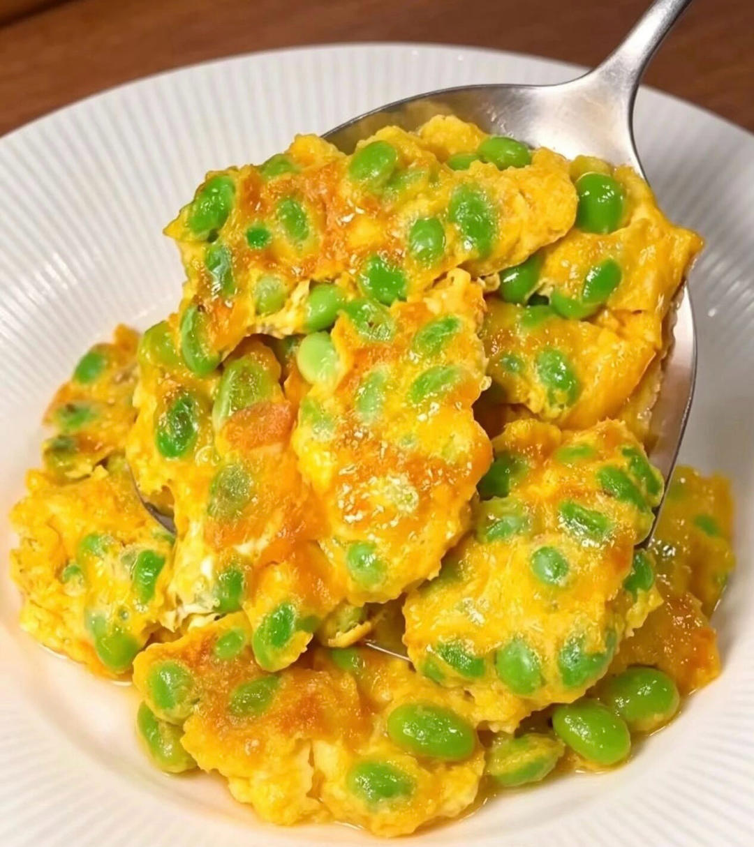 鲜毛豆粒炒蛋