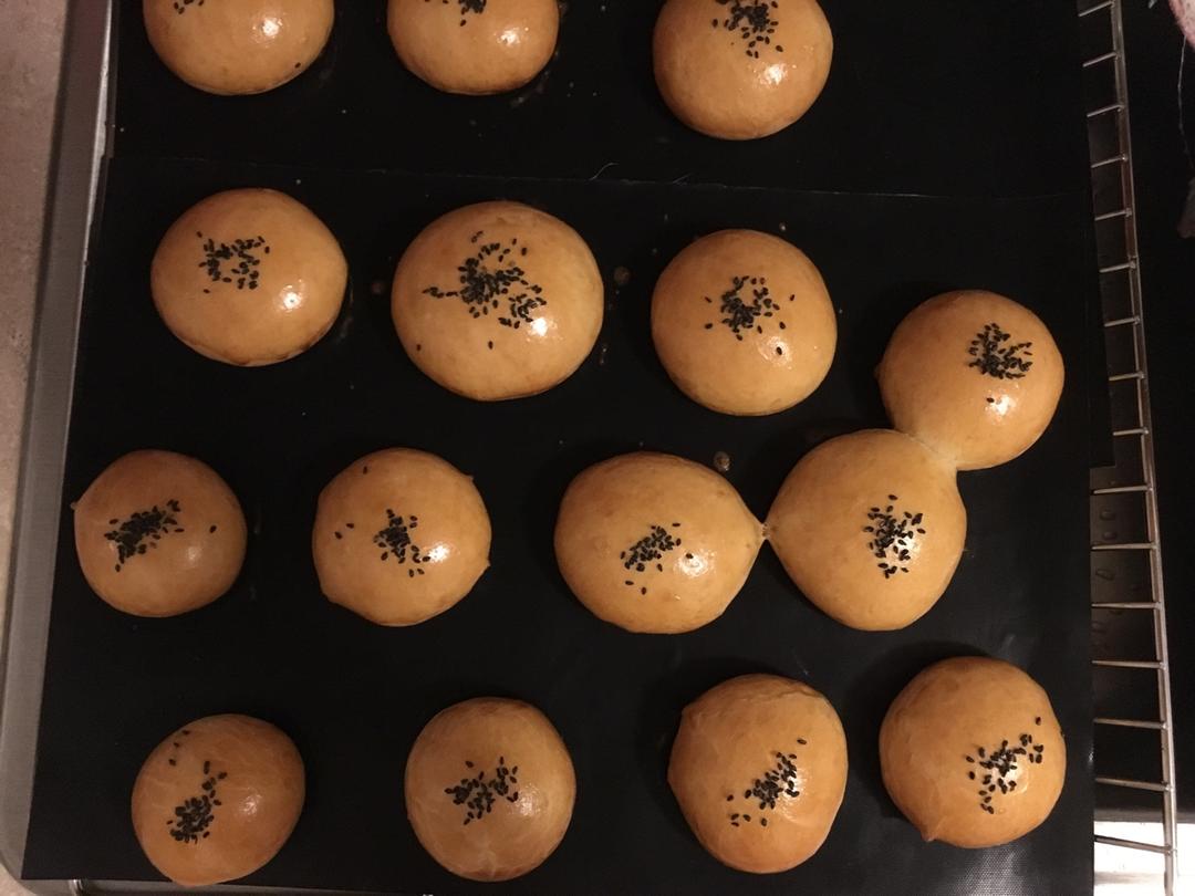 一次性发酵鲜奶油小面包