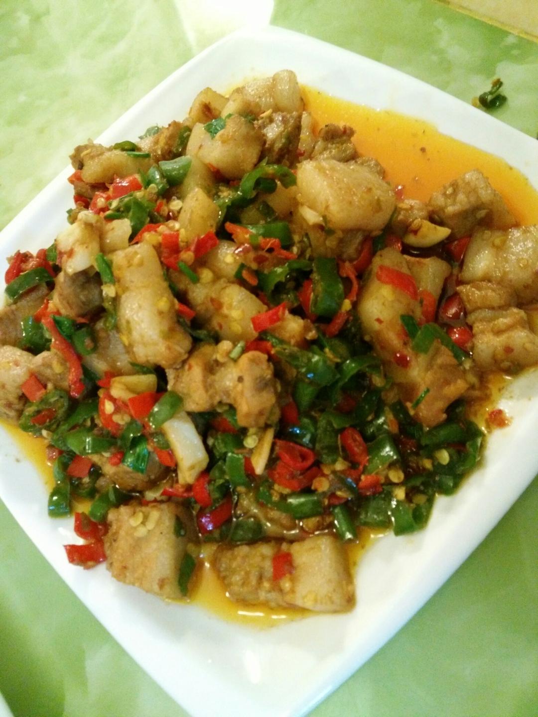 无敌下饭家常菜--小煎五花肉