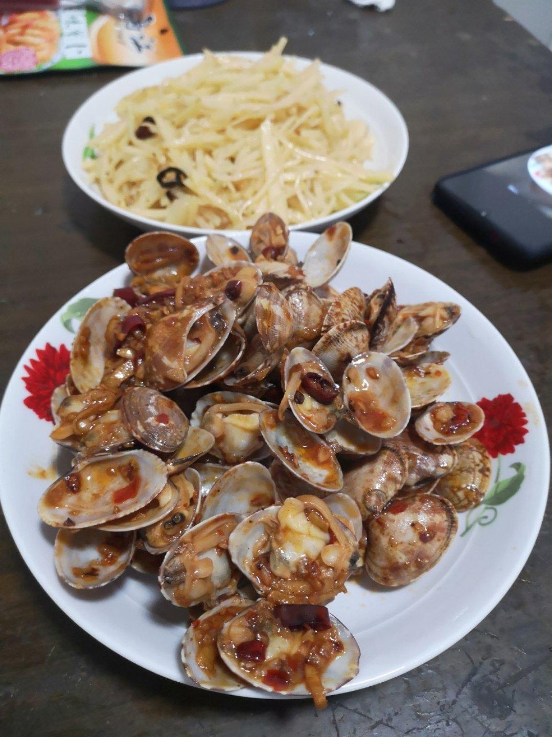 爆炒花甲（孕妇可吃）