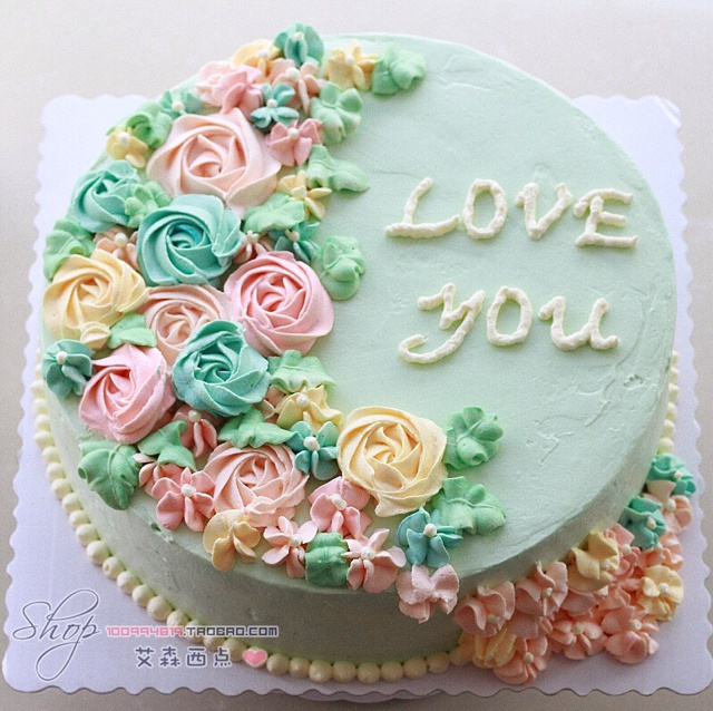 超简单完美戚风蛋糕（6寸2蛋）附打发、翻拌、脱模视频