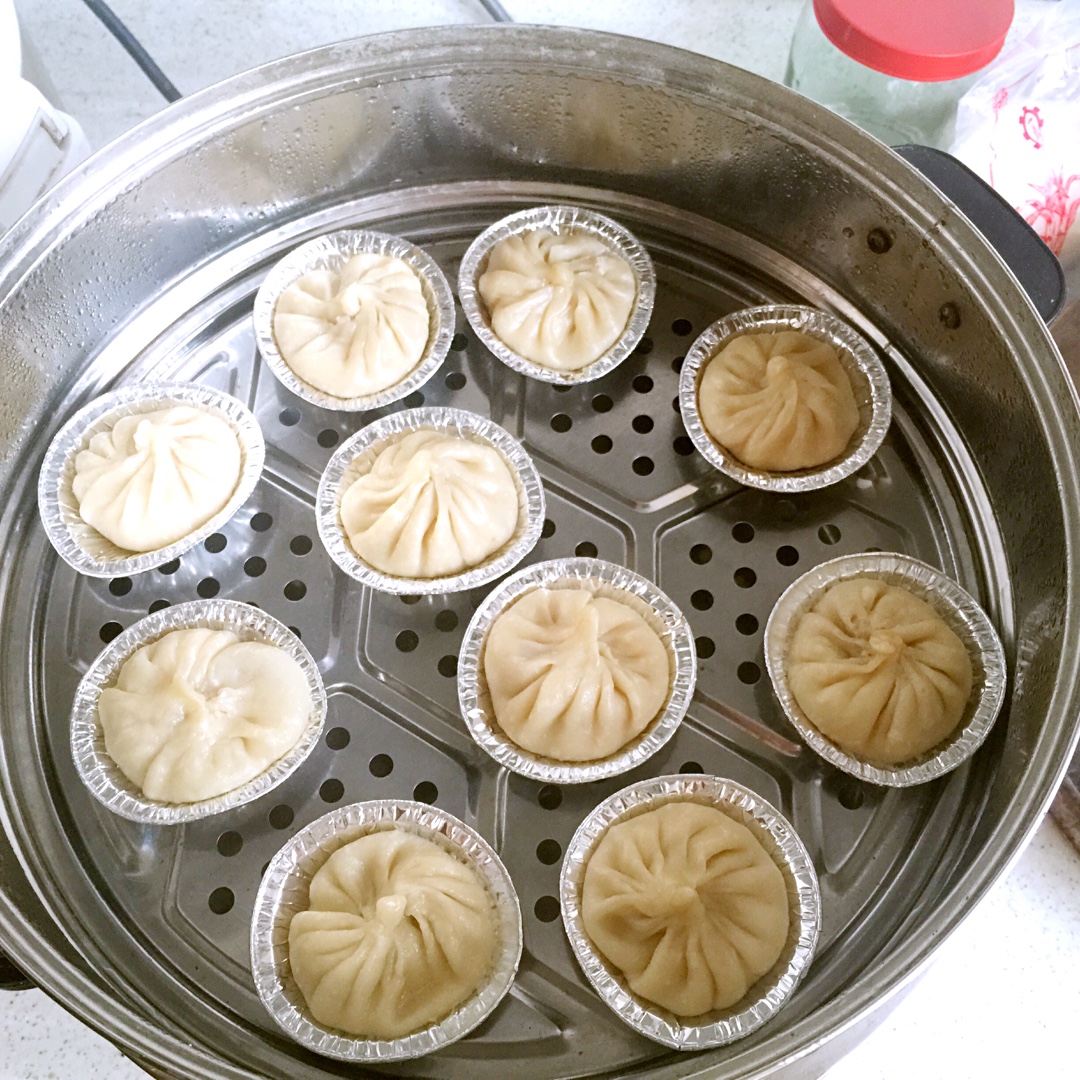 灌汤小笼包