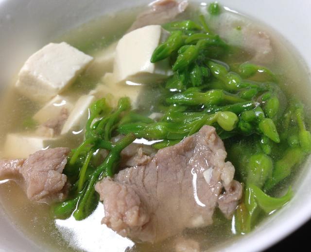 七里香豆腐肉片汤的做法
