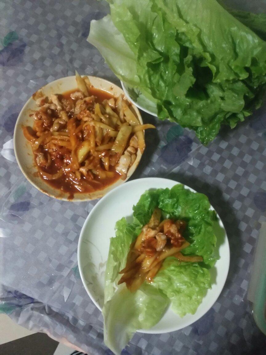 吃一口就上瘾！韩式凉拌鸡丝