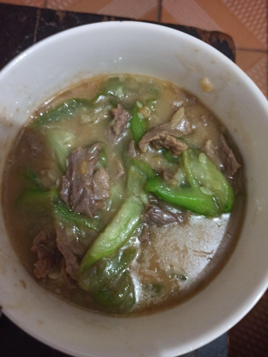 超甜的丝瓜炒肉😋