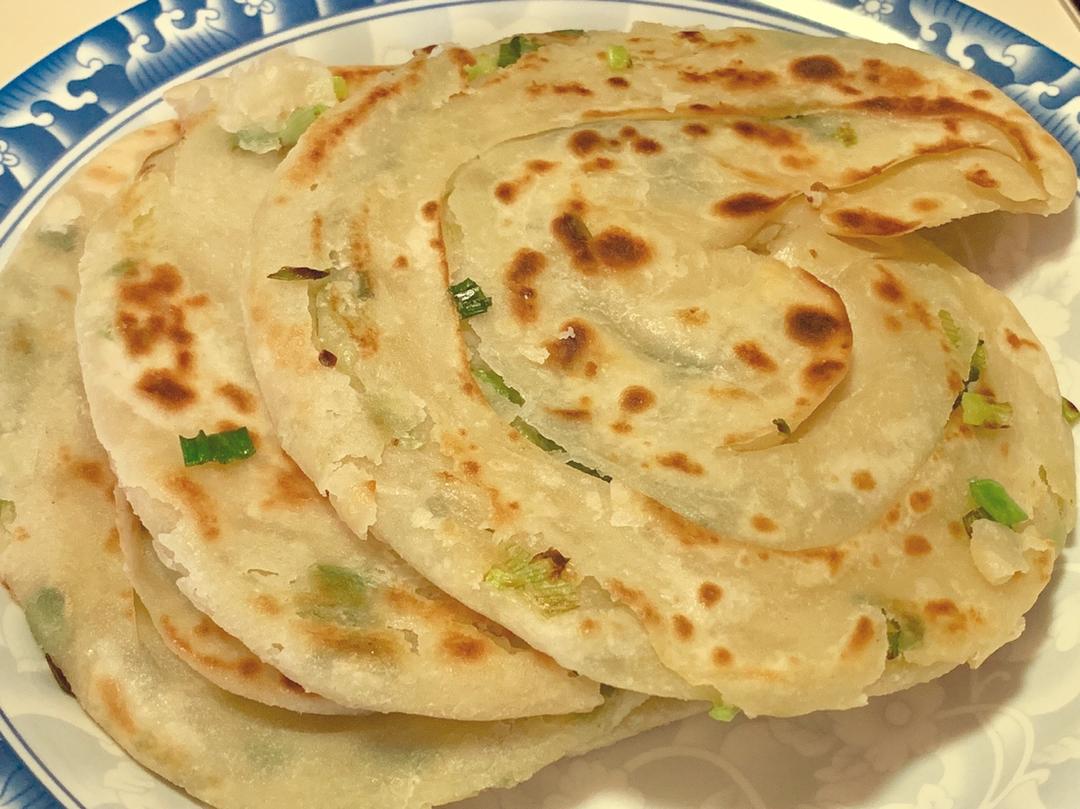 葱油饼（附外酥里嫩的技巧）