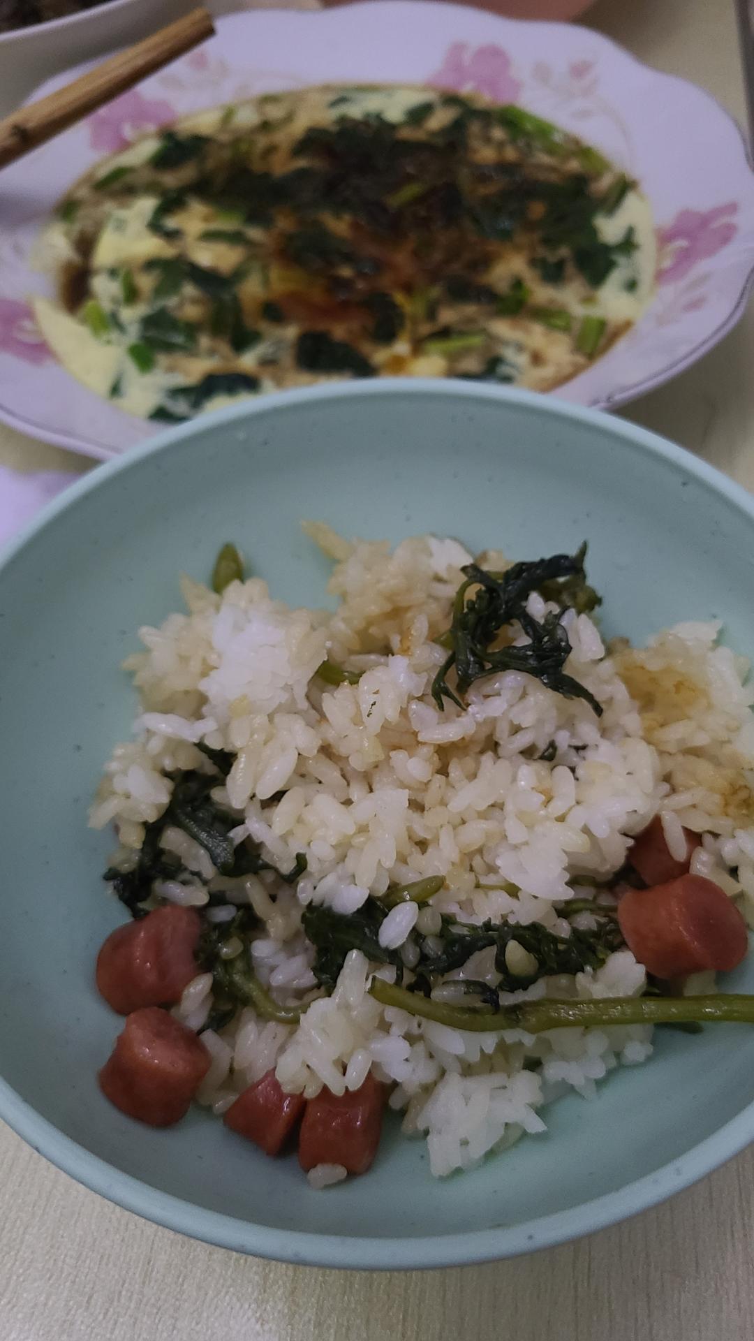 连吃三碗的茼蒿菜饭