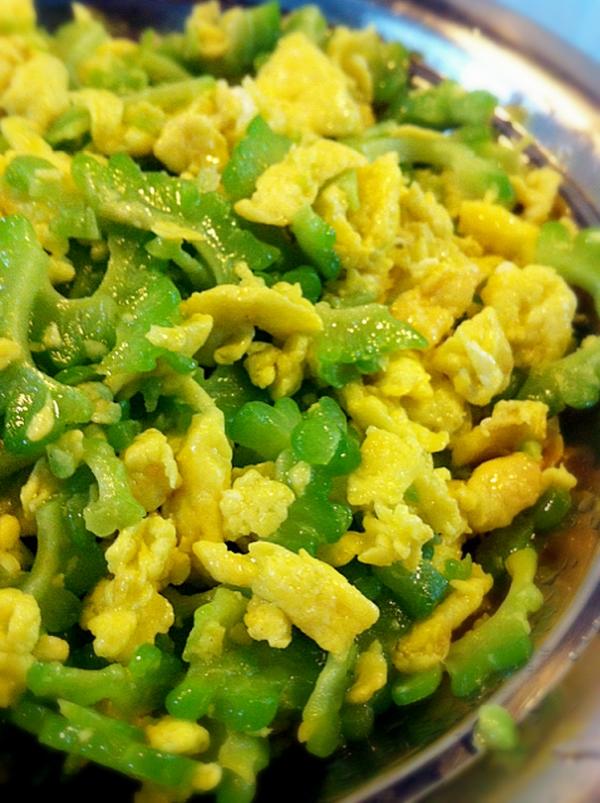 苦瓜滑蛋的做法