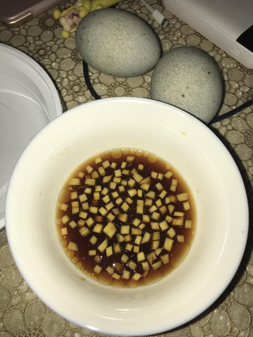 姜汁松花蛋