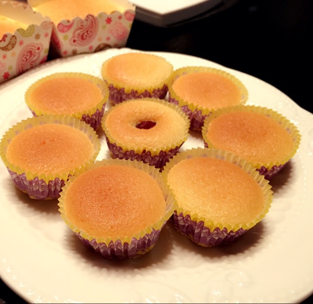 消耗淡奶油之作——淡奶油小蛋糕