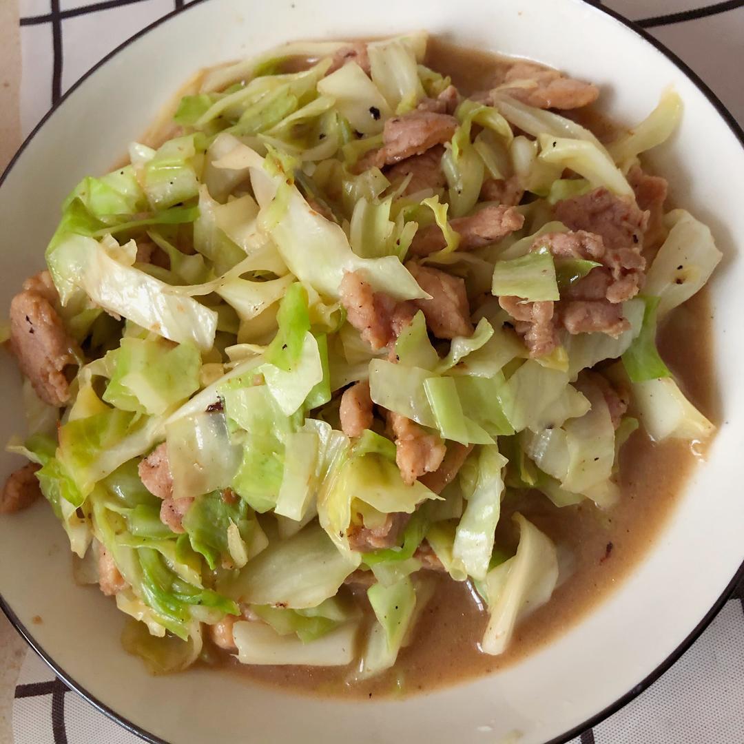 包菜炒肉的做法