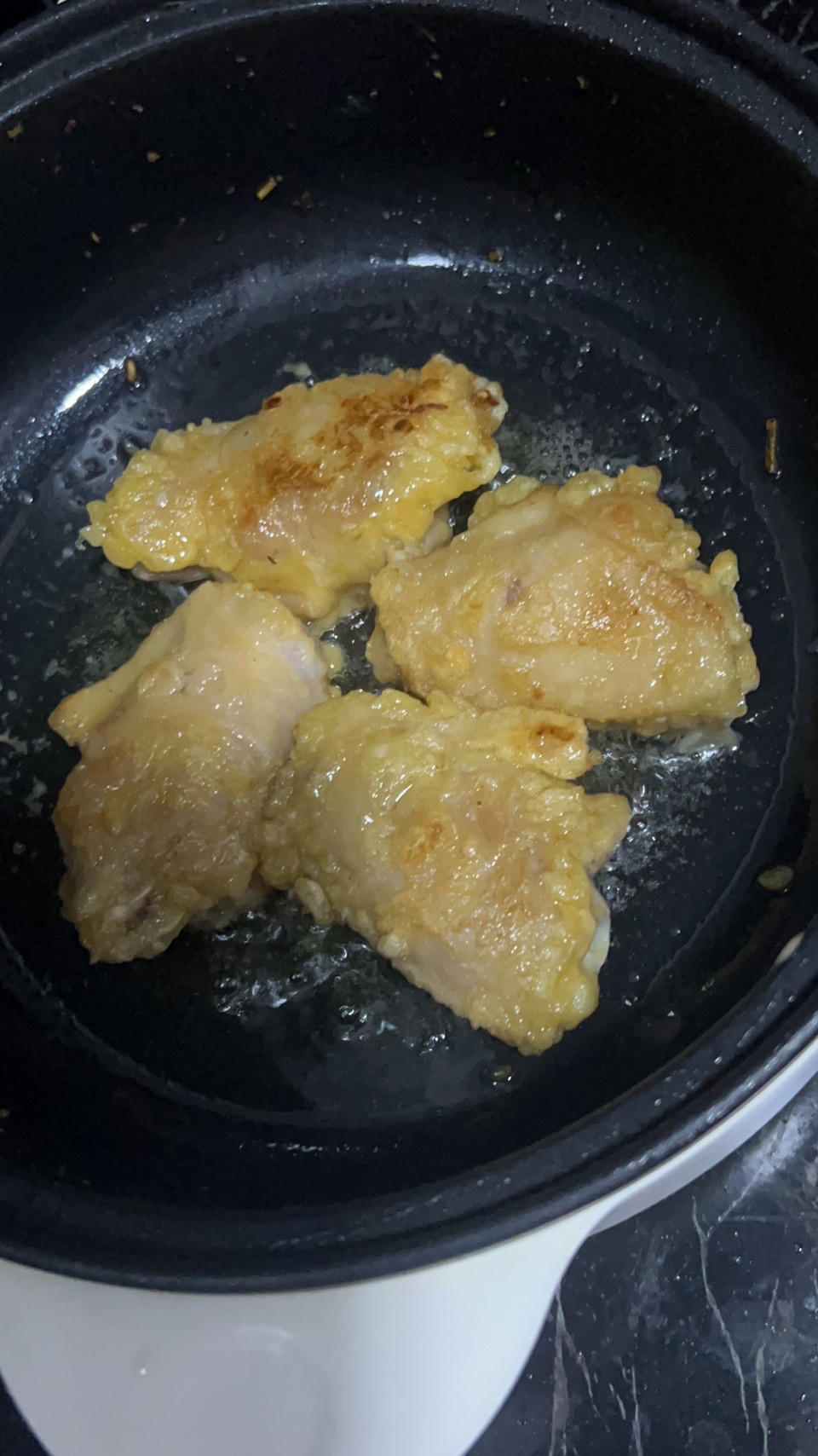蒜香煎鸡翅