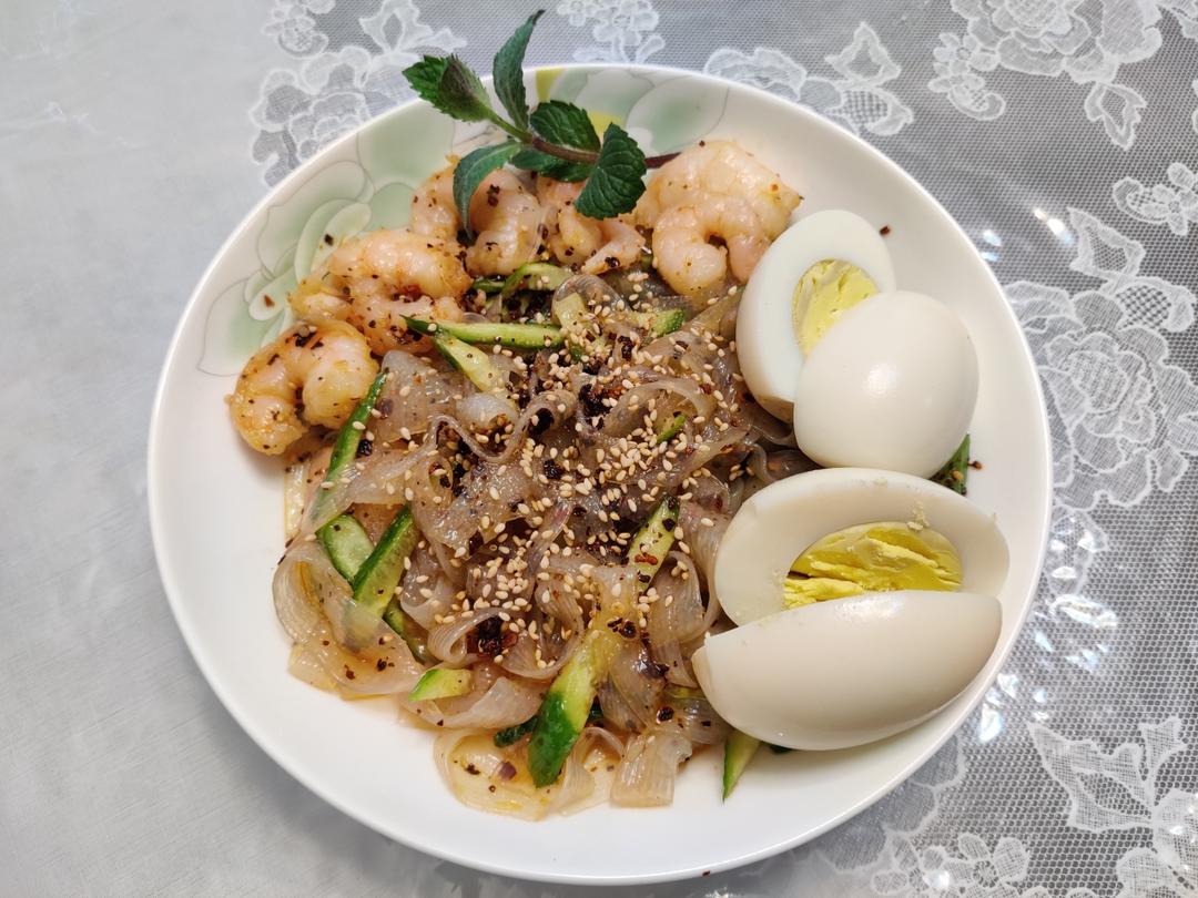 凉拌魔芋宽面/春日纤体食谱