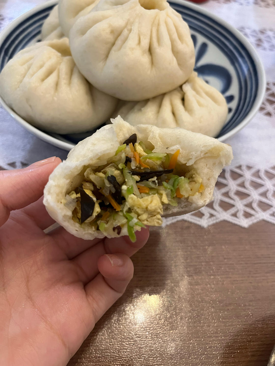 西葫芦木耳胡萝卜虾皮鸡蛋馅