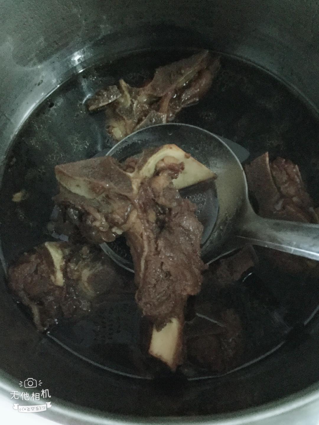 酱骨头（牛，猪，羊等动物的骨头都可以）的做法