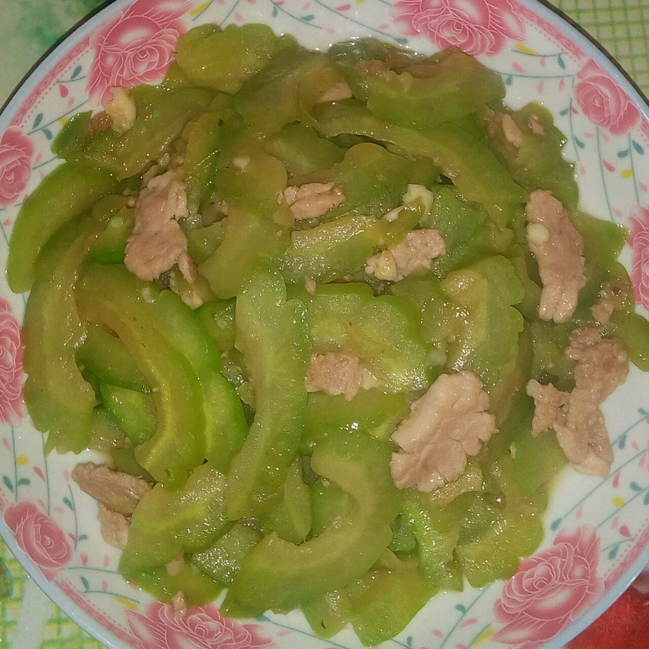 苦瓜炒肉片