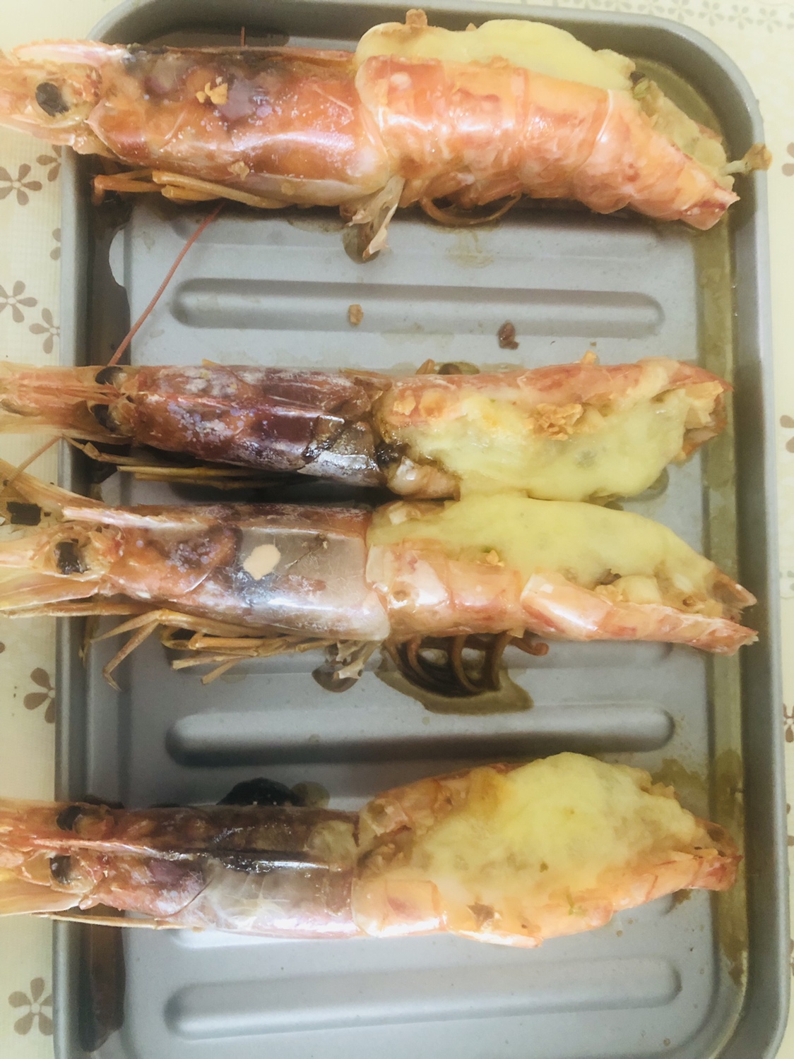 蒜蓉芝士焗阿根廷红虾的做法