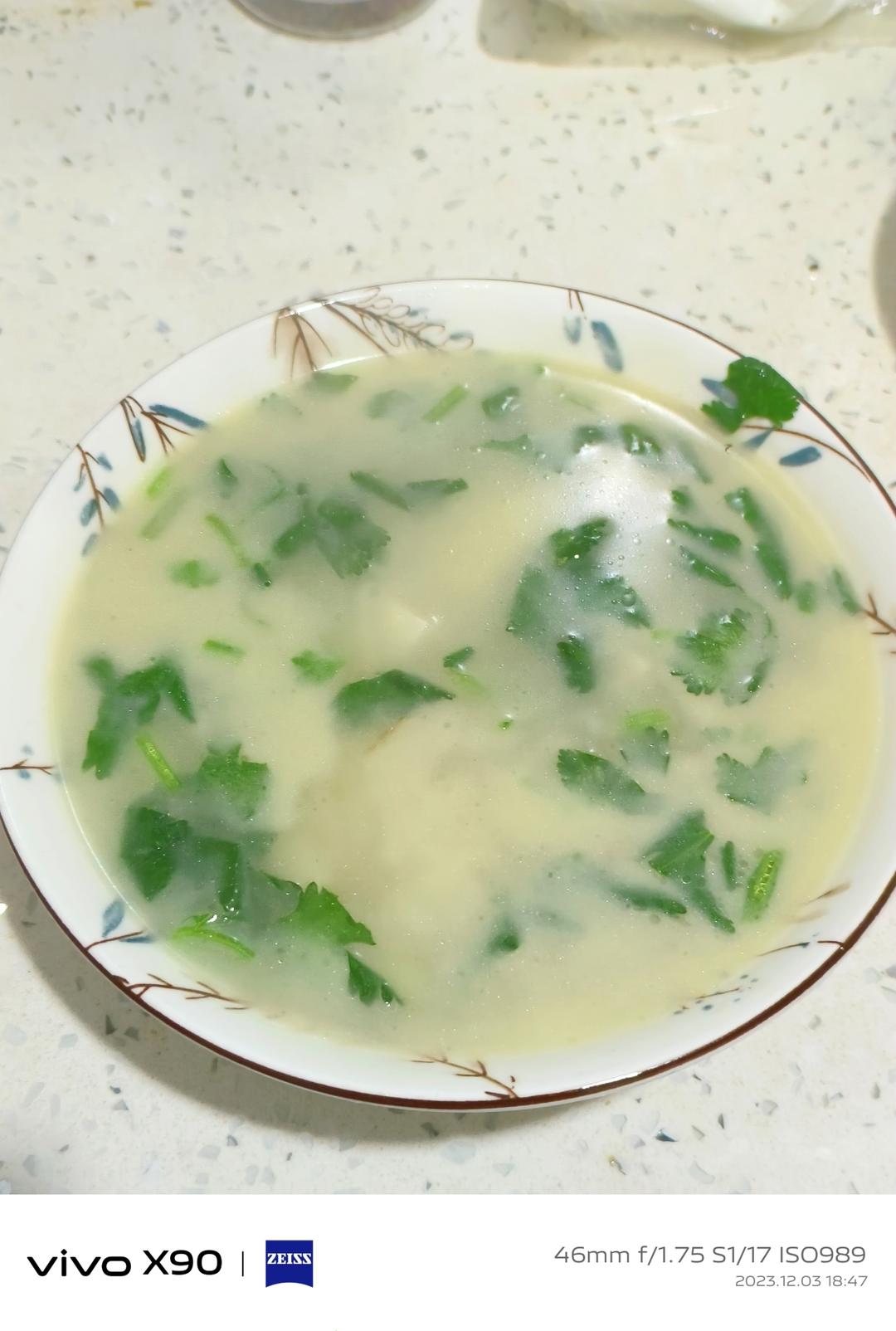 奶白鲫鱼豆腐汤|一条鱼最后的温柔