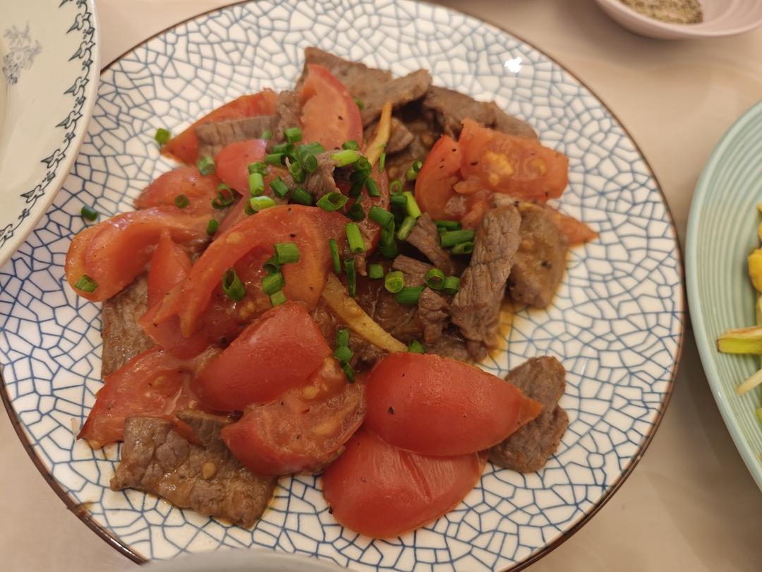 番茄炒牛肉（简单）
