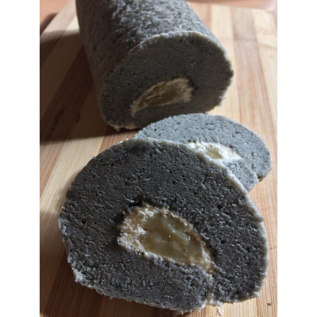 竹炭抹茶奶冻卷