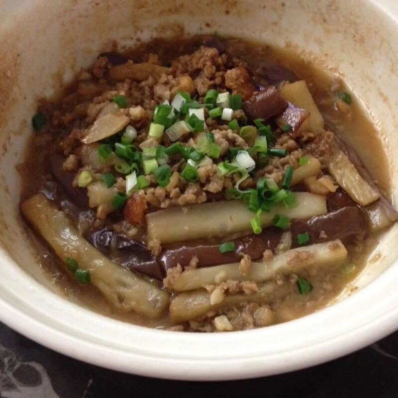 咸鱼茄子煲