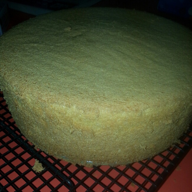 超简单完美戚风蛋糕（6寸2蛋）附打发、翻拌、脱模视频