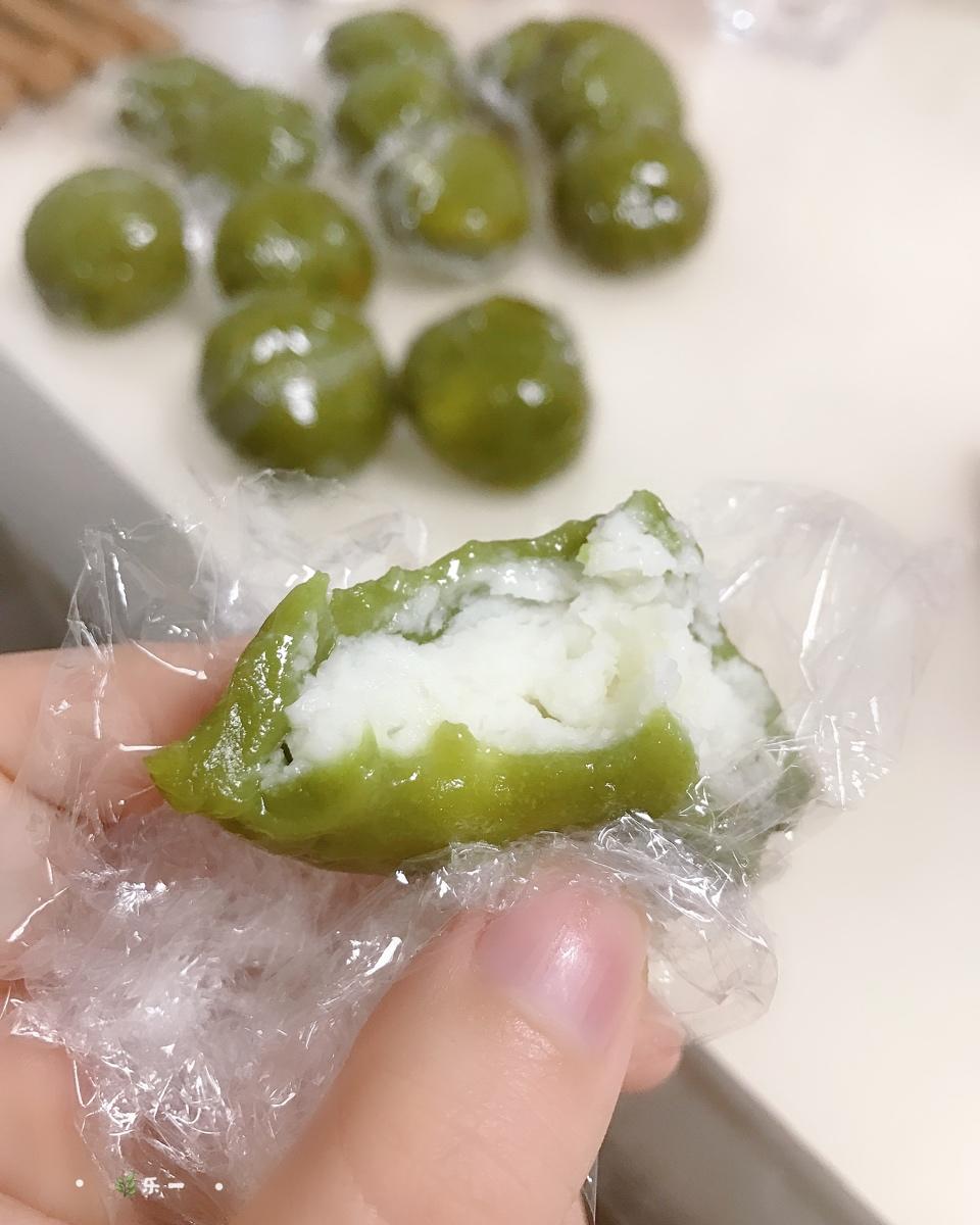 超美味鲜奶青团