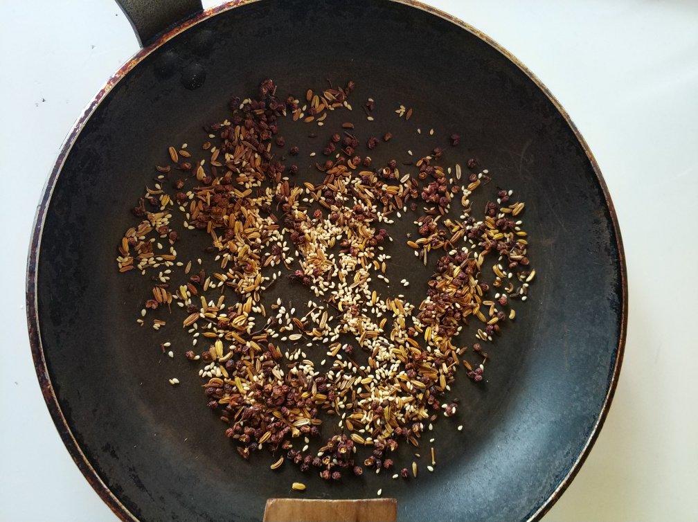 家常椒盐花卷(小视频)