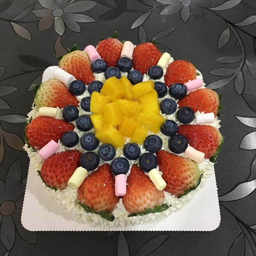 草莓奶油蛋糕/基础戚风胚，徒手脱模剖片及抹面挤花/「戚风及其衍生」烘焙视频蛋糕篇1