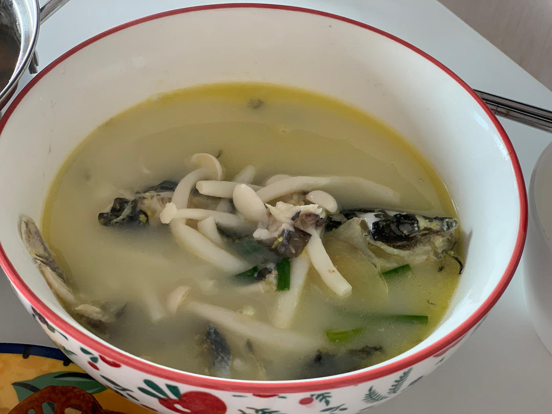 昂刺鱼豆腐汤（黄辣丁）