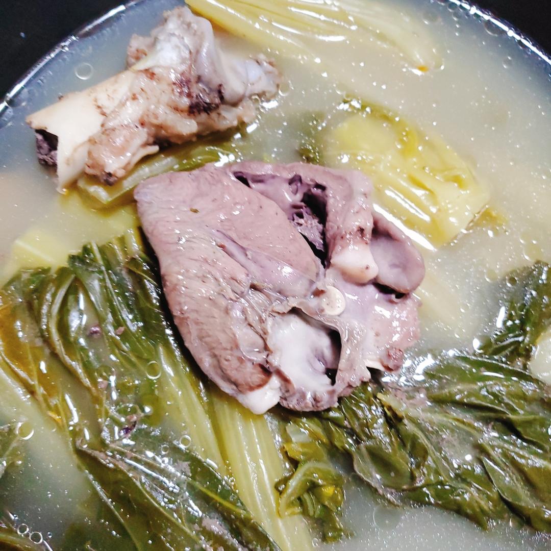 猪骨猪心煲淋迟菜心的做法