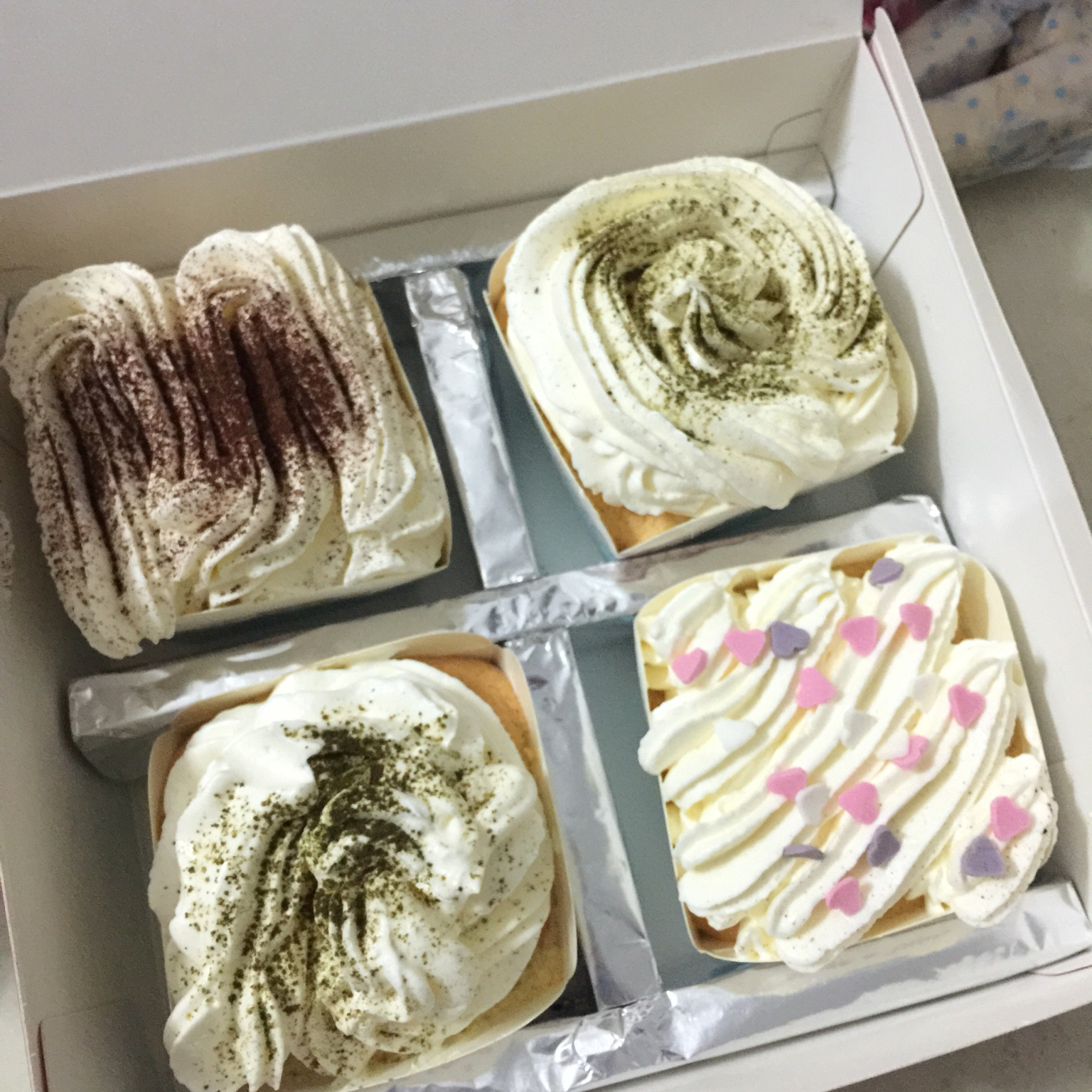戚风小纸杯蛋糕