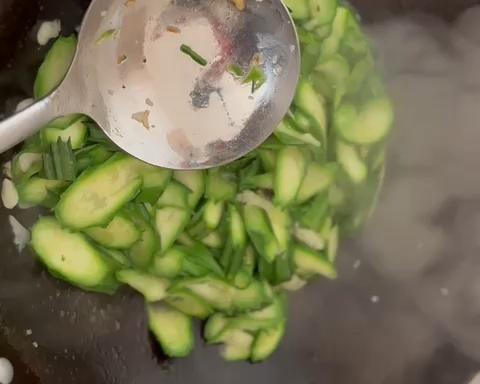 清炒丝瓜的做法 步骤9