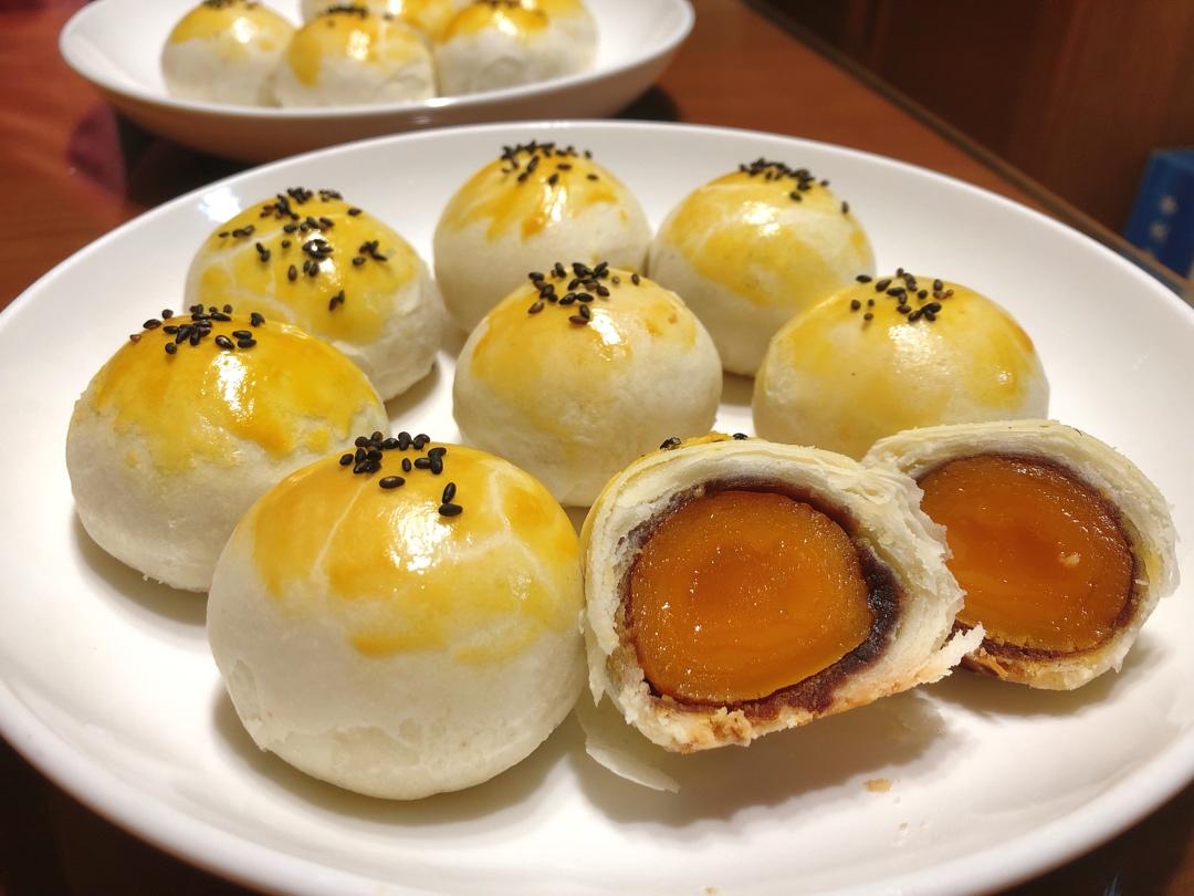 蛋黄酥