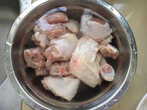 阿胶炖鸡汤的做法 步骤1