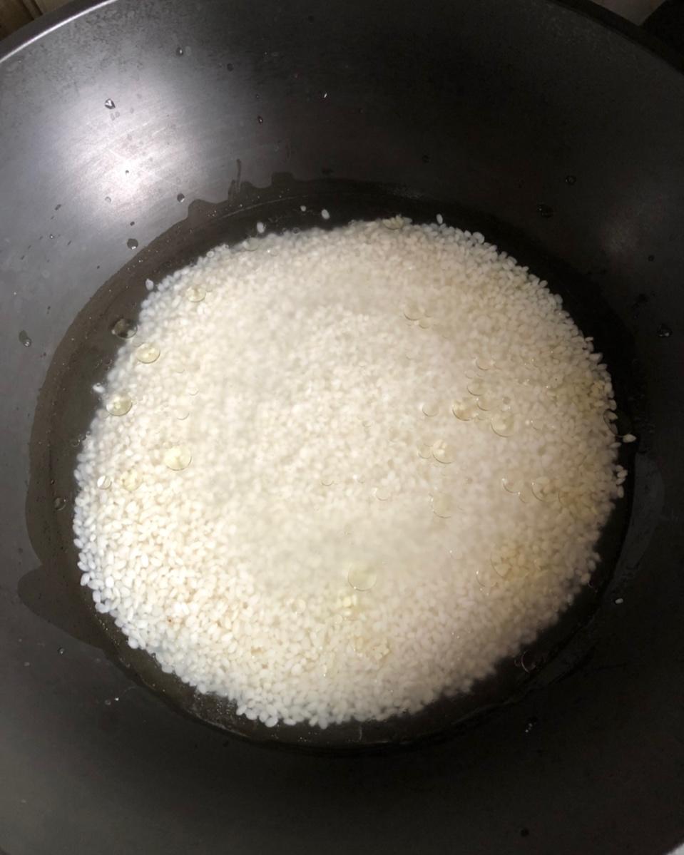 香肠煲仔饭