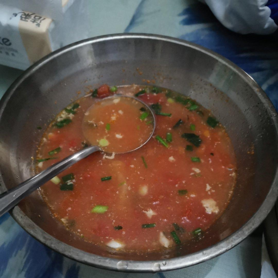 家传浓汤西红柿🍅猪肉丸子汤