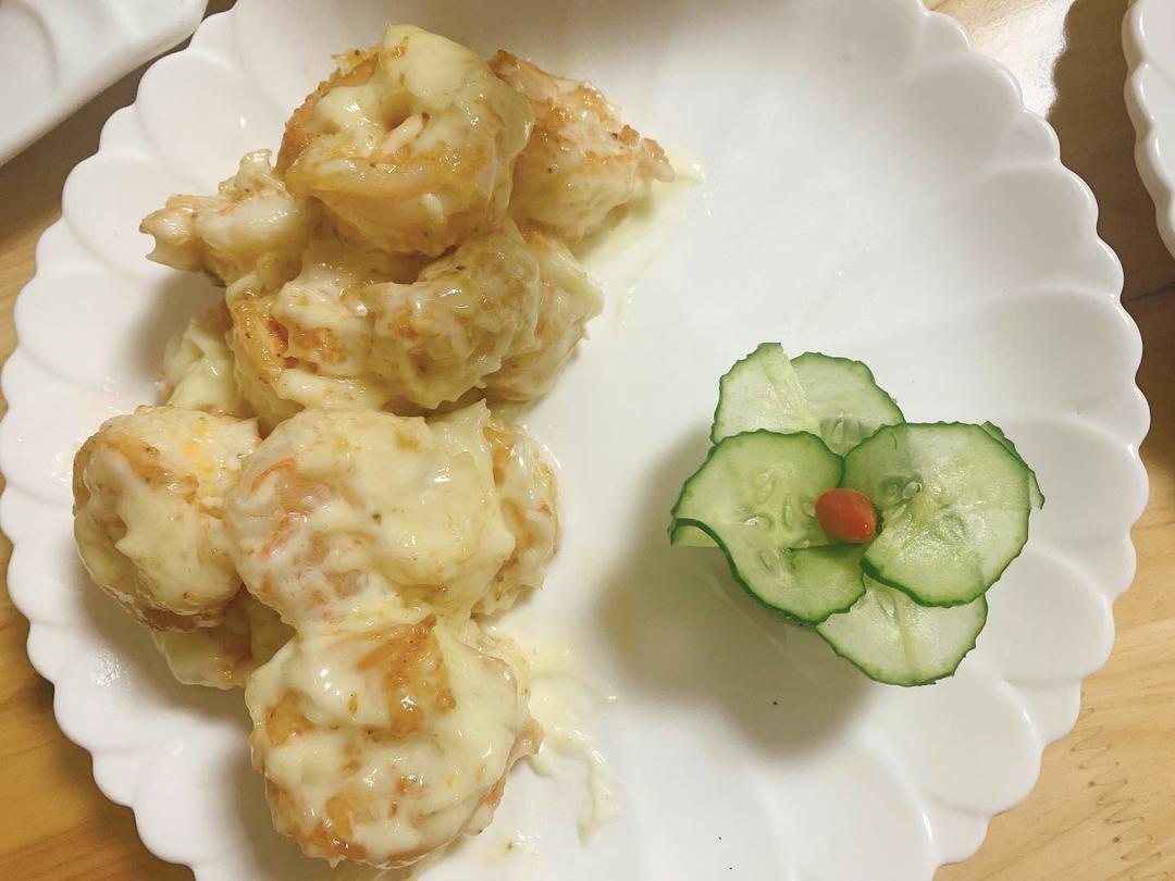 手残党也能作出高级感的沙拉虾球